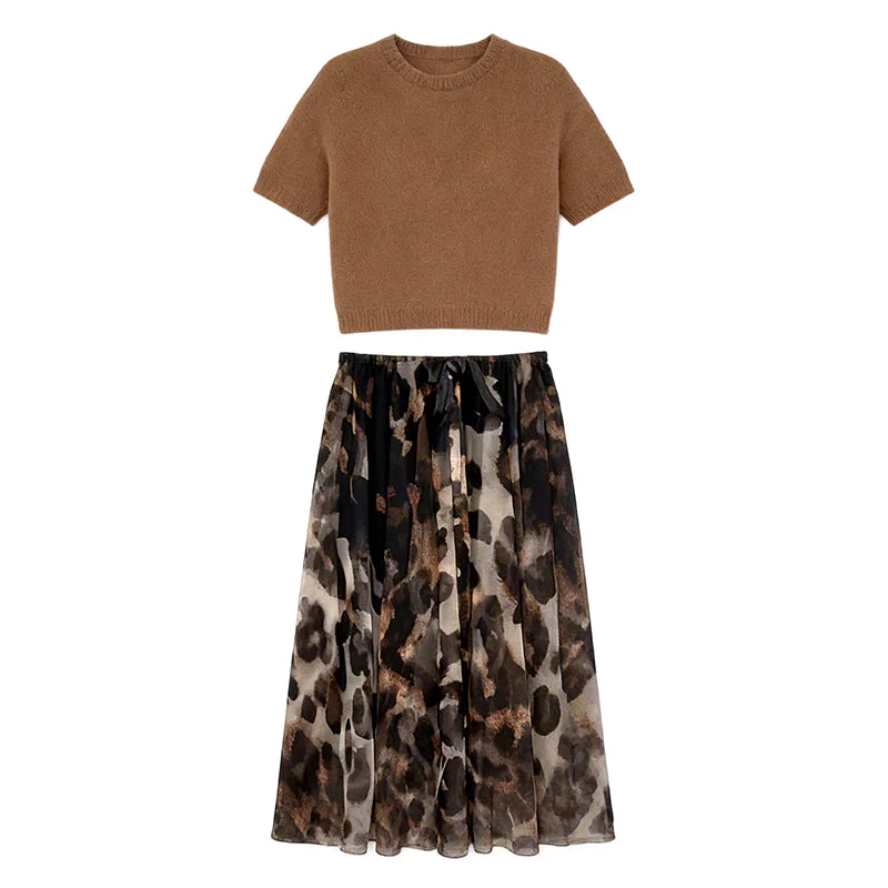 š„Women's Two-Piece Sweater & Leopard Flowy Skirt Set