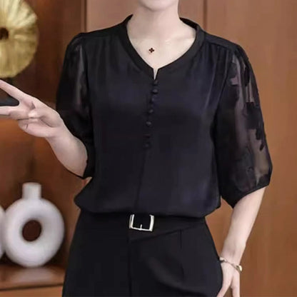 Comfortable V-neck Embroidered Three-Quarter Sleeve Top