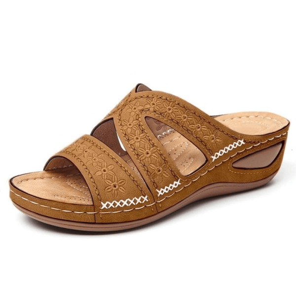 High-quality Orthopaedic Slip-on Sandals With A Thick Platform
