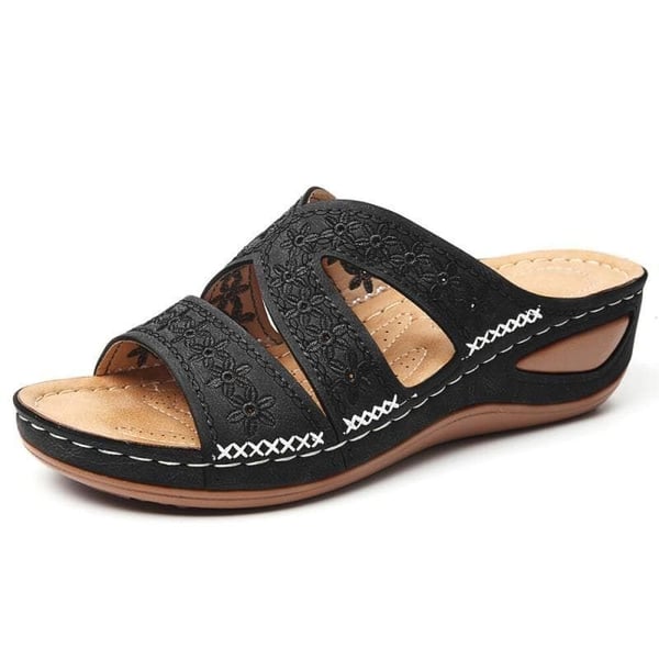 High-quality Orthopaedic Slip-on Sandals With A Thick Platform