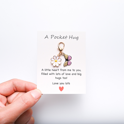 Cute Insect Daisy Keychain & Card
