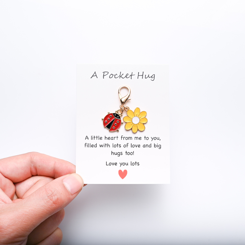 Cute Insect Daisy Keychain & Card