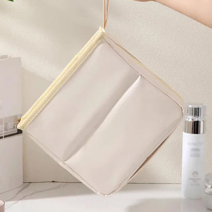🔥Hot Sale🔥Stylish Handheld Partitioned Cosmetic Bag👜