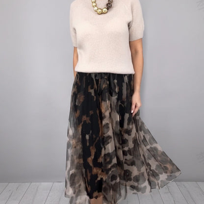 🔥Women's Two-Piece Sweater & Leopard Flowy Skirt Set